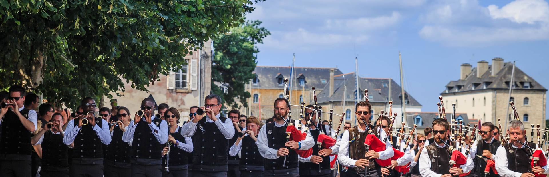 Fête des Brodeuses © L Gloaguen