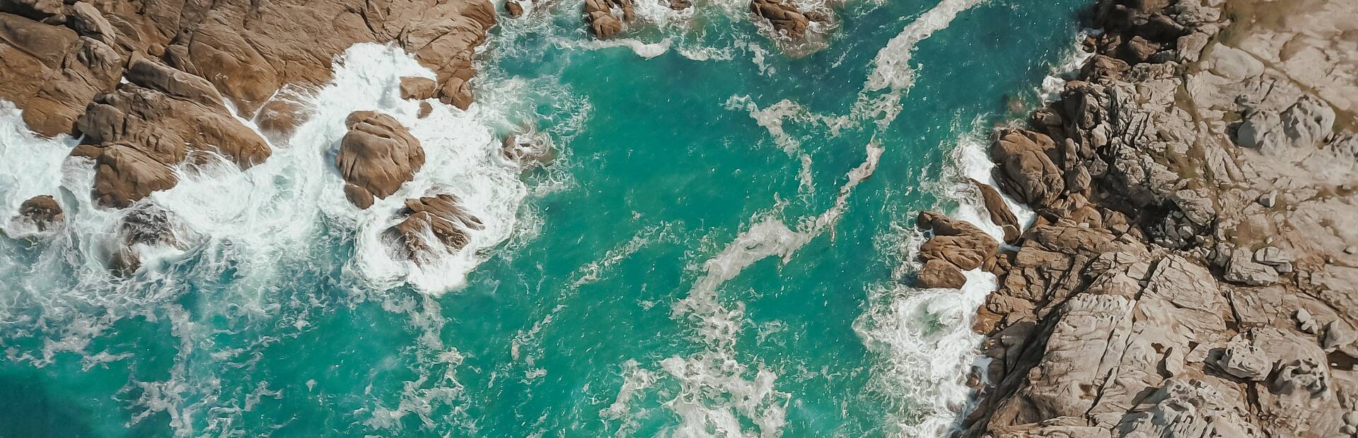 Marée haute marée basse - Vue drone - Rochers de Saint-Guénolé - © F Coisy