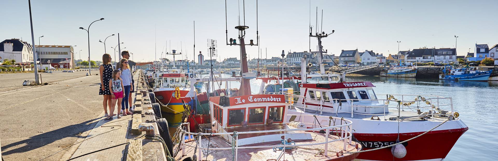 Visite du port du Guilvinec en famille ©A. Lamoureux