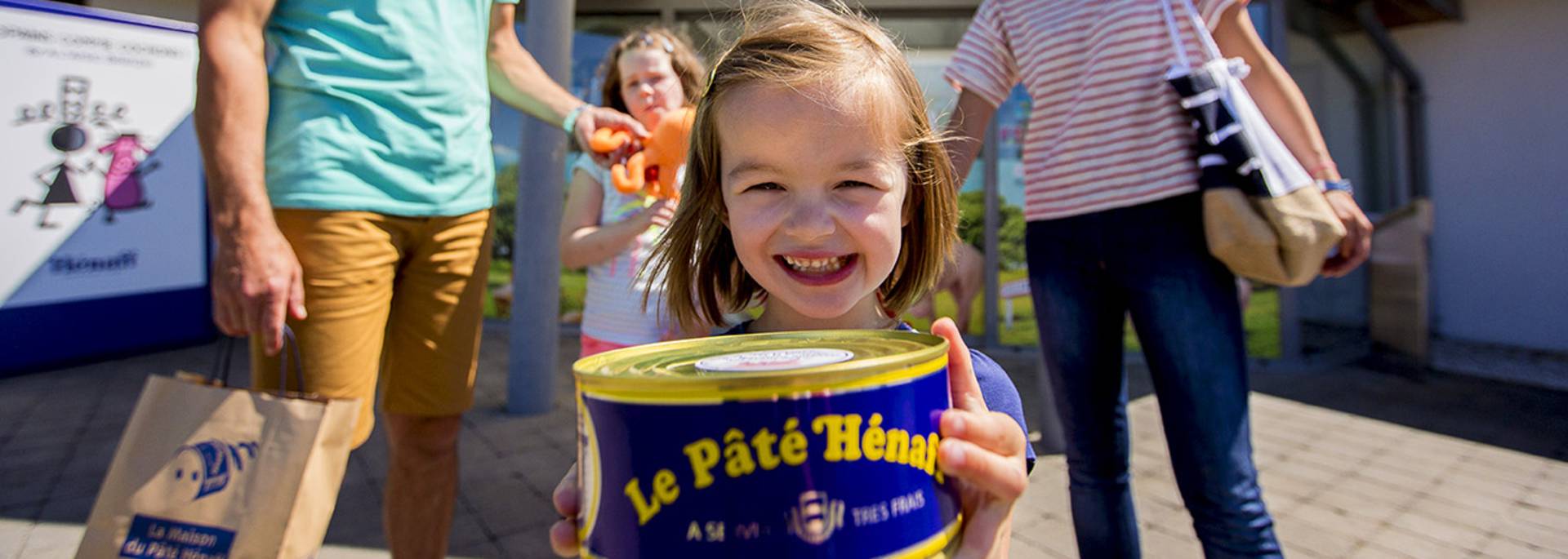 Le Pâté Hénaff à Pouldreuzic en Pays Bigouden © Y Derennes