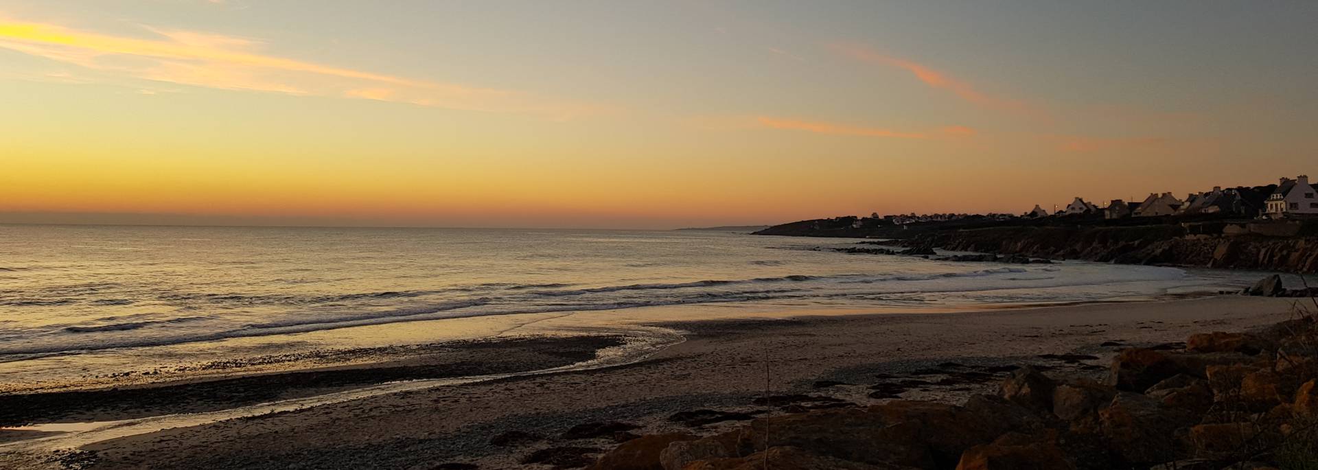 Coucher de soleil à Plozévet, Pays Bigouden © G Mazingue