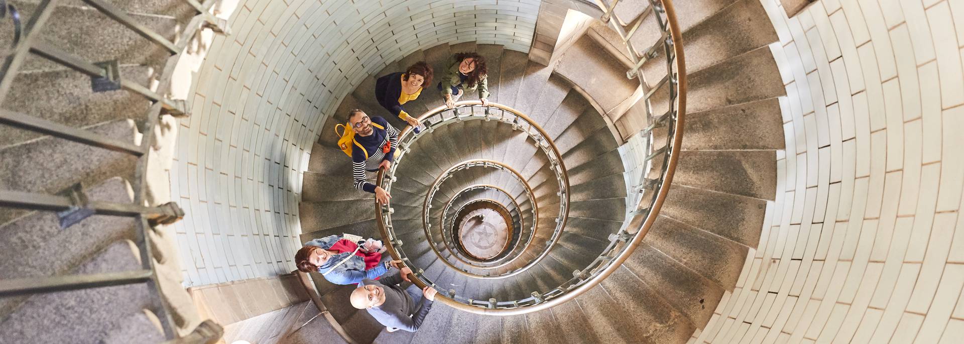 monter tout en haut du phare d'Eckmühl à Penmarc'h