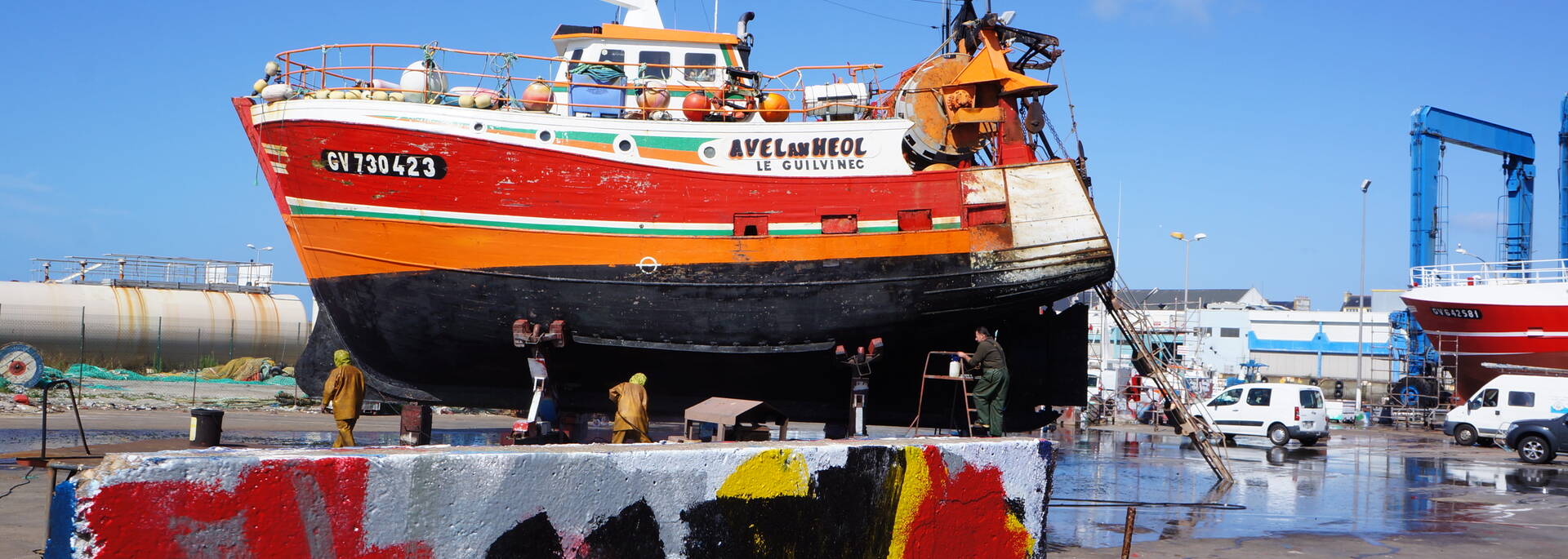 Regarder les bateaux se faire faire une beauté © T Hourmand