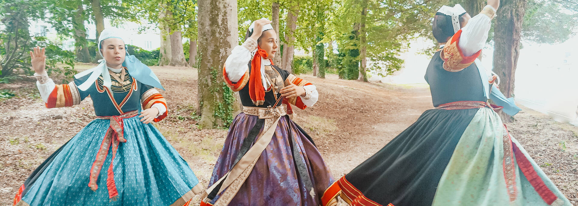 Danses - Festival des Brodeuses © E Cléret