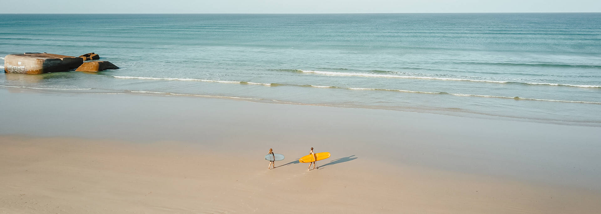 Session de surf entre amis à Treguennec © F Coisy