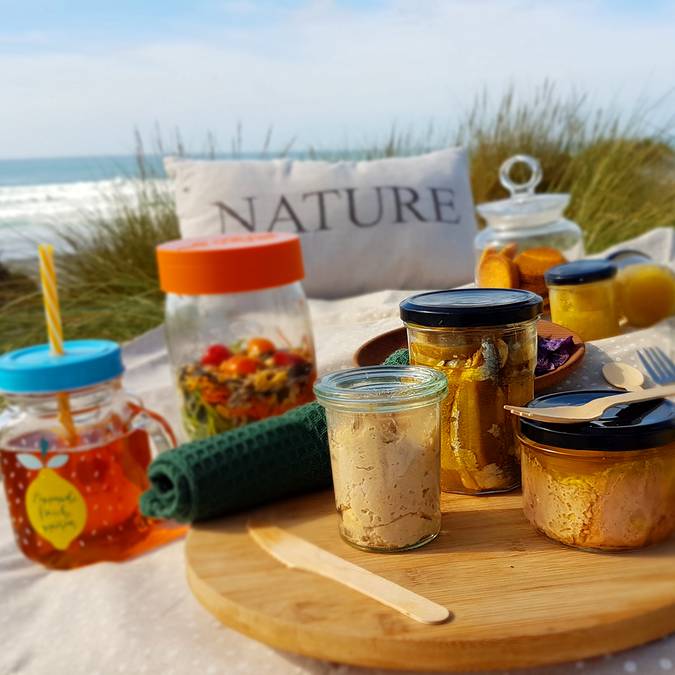 Picknick unterwegs auf dem frei zugänglichen Weg in Treguennec, Pays Bigouden © E. Cléret