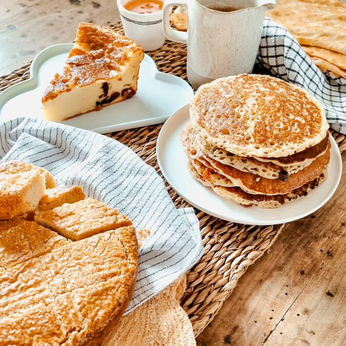 Goûter bigouden avec kouign, crêpe, far breton et gâteau breton © S Peuziat